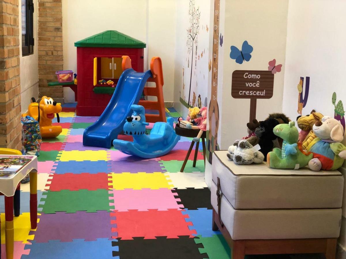 Pousada Luis XV Кампус-ду-Жордау Экстерьер фото A playroom at a daycare center in Brazil
